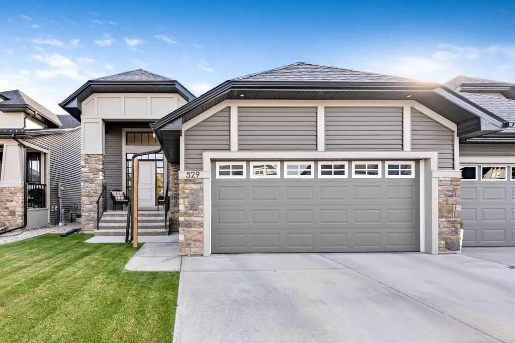 Semi Detached (Half Duplex)