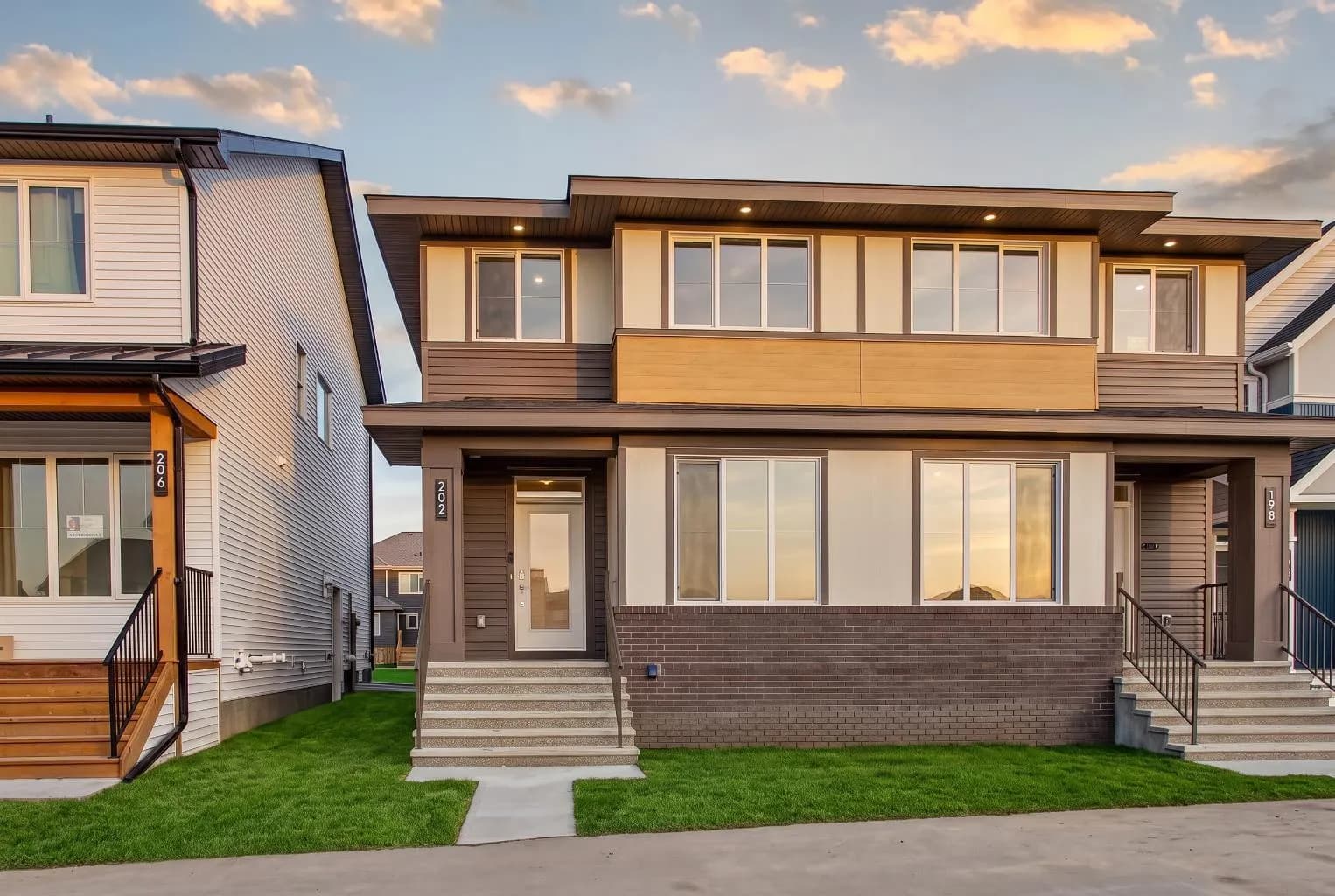 Semi Detached (Half Duplex)