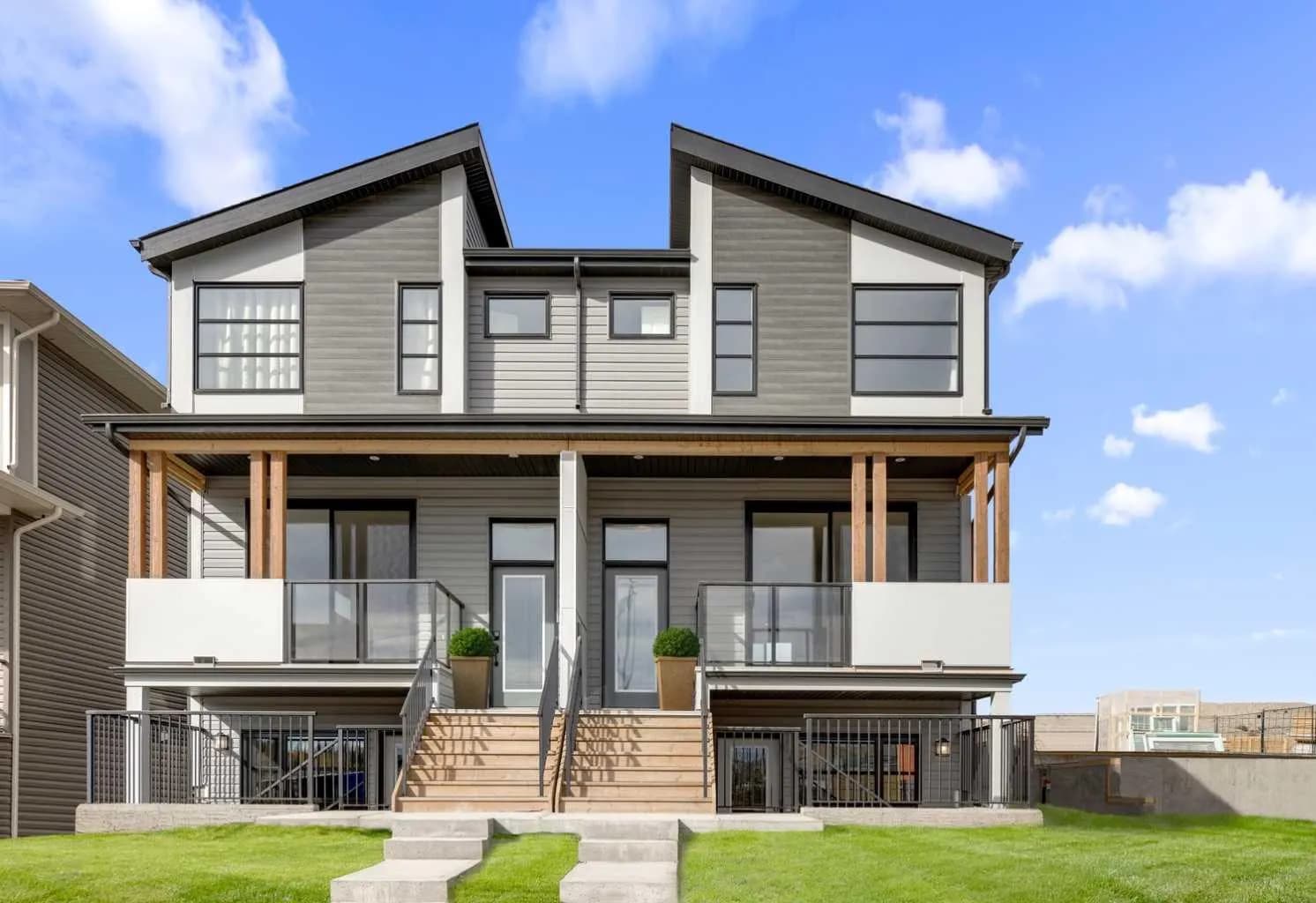 Semi Detached (Half Duplex)