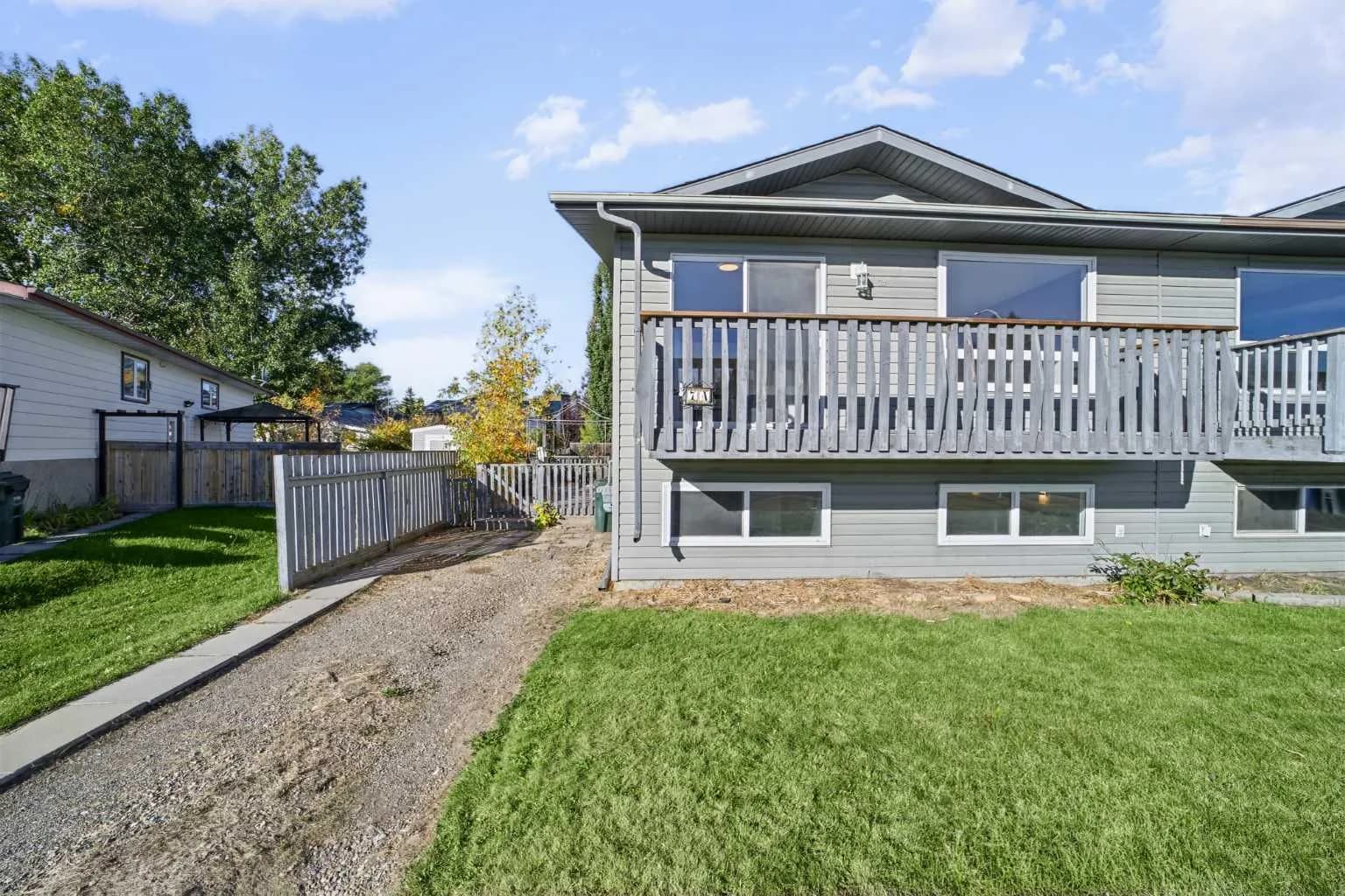 Semi Detached (Half Duplex)